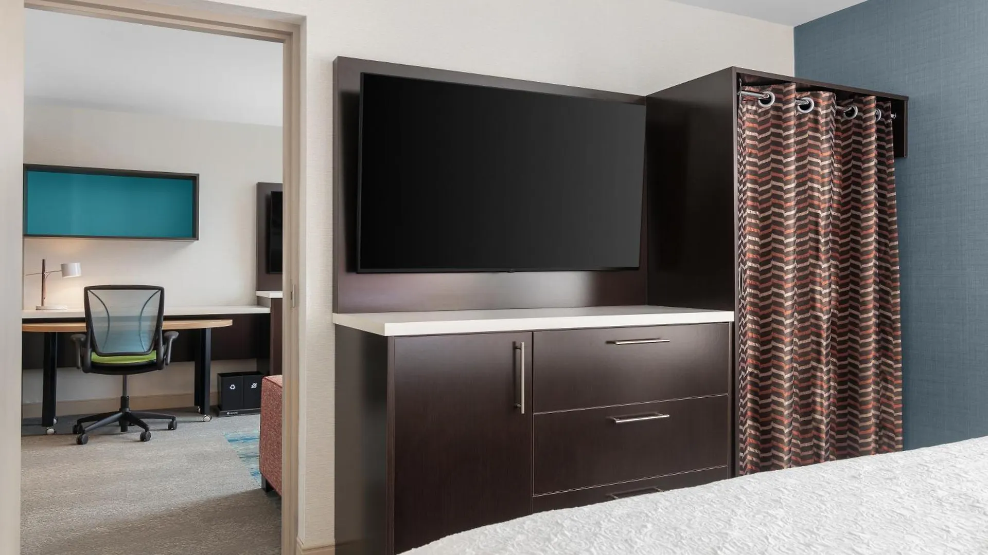 Home2 Suites By Hilton Kitchener Hotel